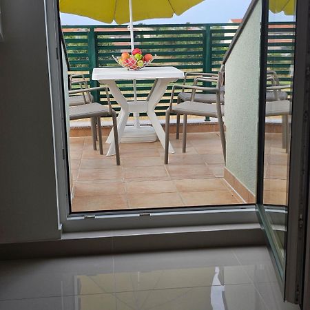 Apartments Mlikota 扎顿 外观 照片