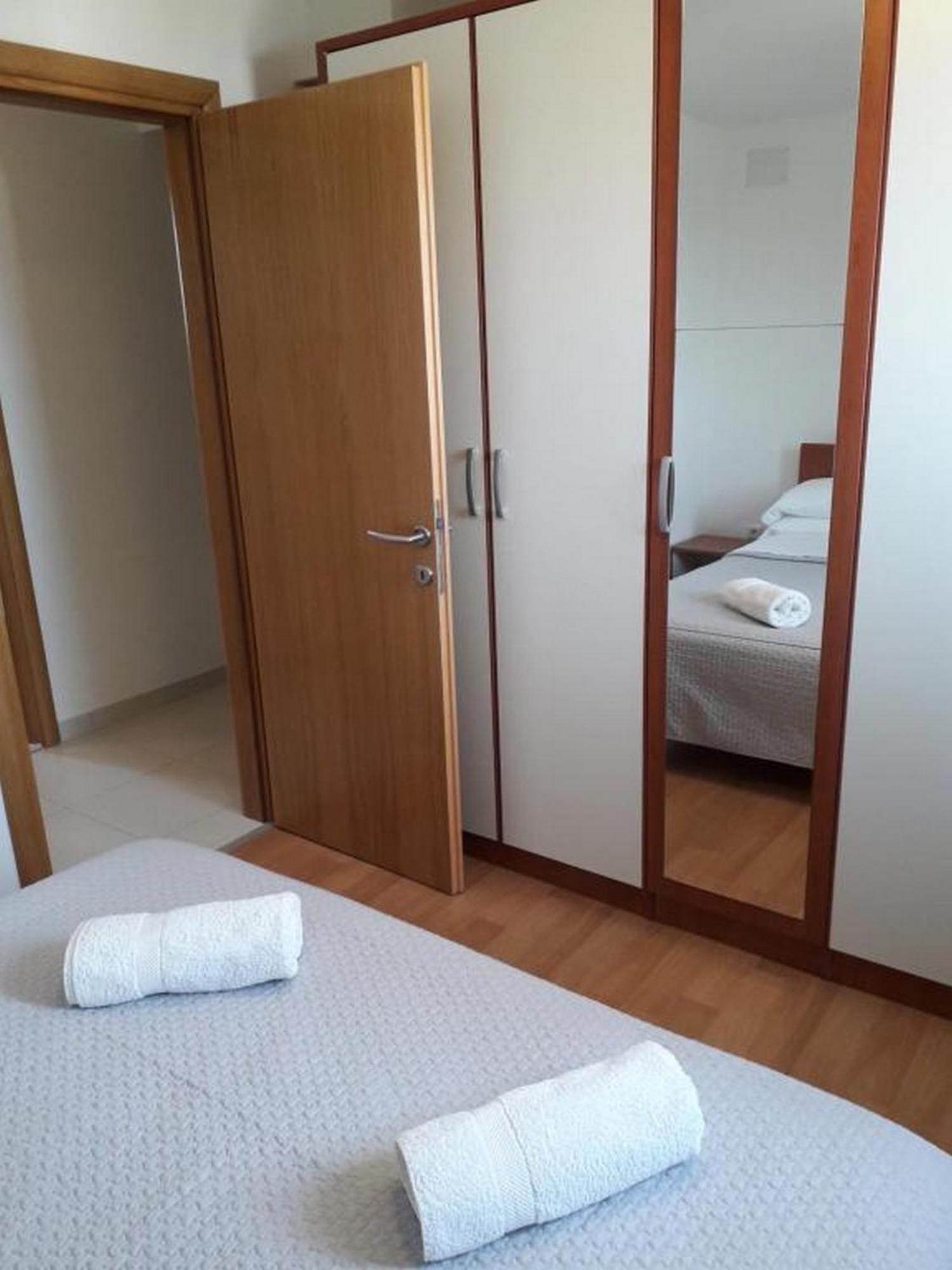 Apartments Mlikota 扎顿 客房 照片